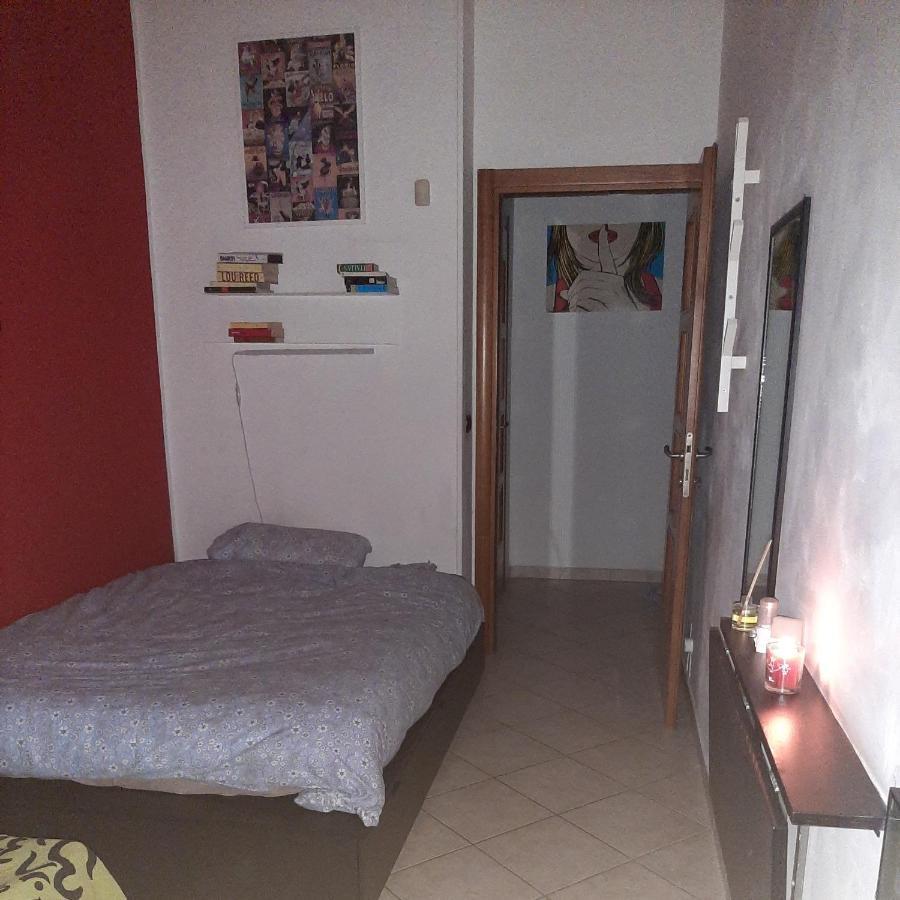 Cozy Room Stanza Close City Center In A Family House Stanza In Appartamento Condiviso Noi Viviamo In Casa Stanza In Affitto Turin Extérieur photo