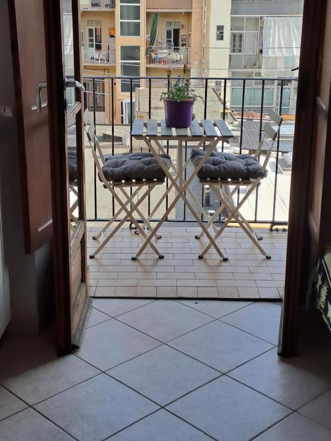 Cozy Room Stanza Close City Center In A Family House Stanza In Appartamento Condiviso Noi Viviamo In Casa Stanza In Affitto Turin Extérieur photo