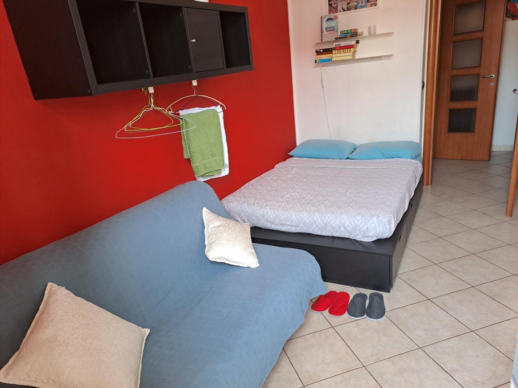 Cozy Room Stanza Close City Center In A Family House Stanza In Appartamento Condiviso Noi Viviamo In Casa Stanza In Affitto Turin Chambre photo