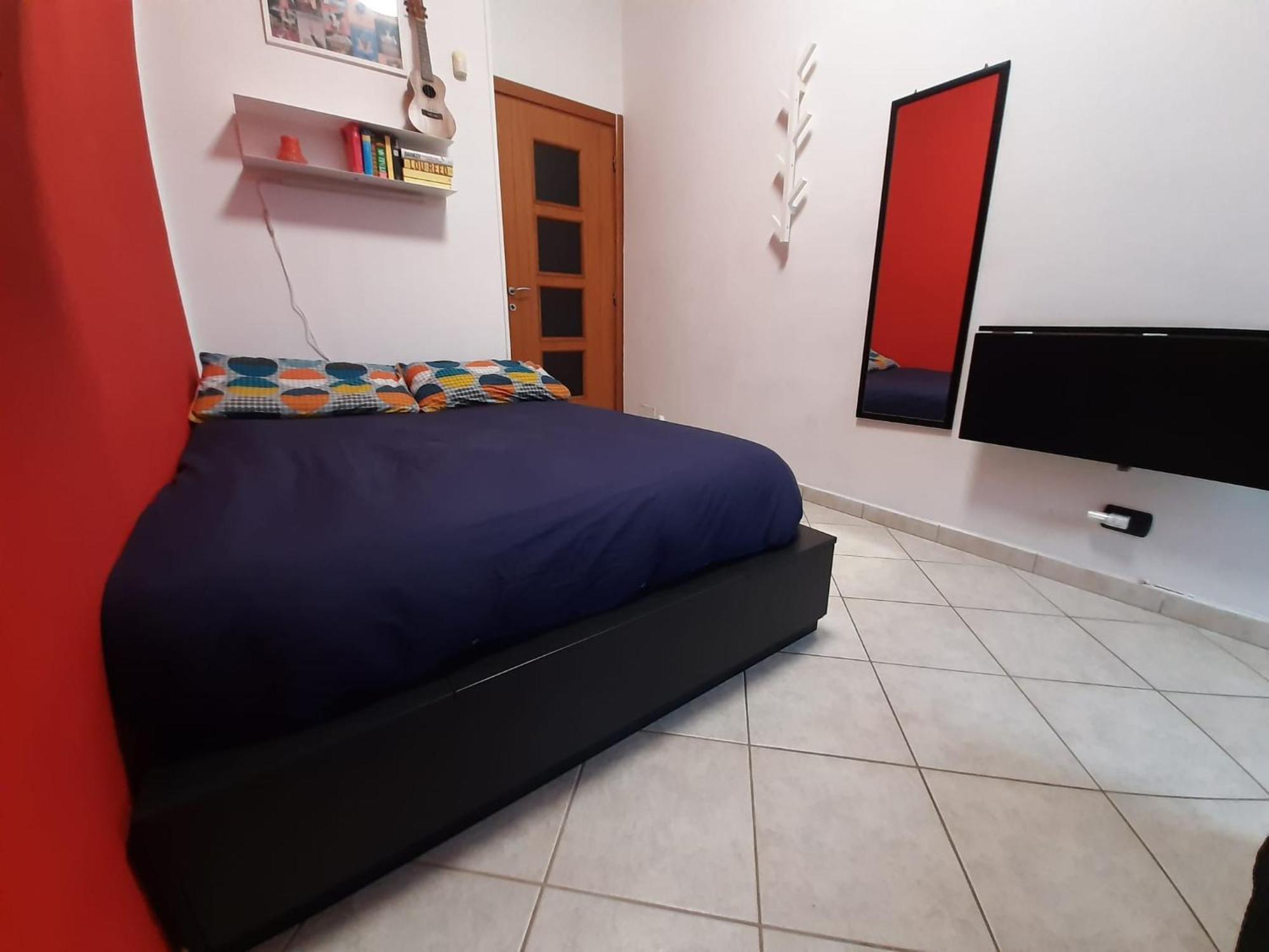 Cozy Room Stanza Close City Center In A Family House Stanza In Appartamento Condiviso Noi Viviamo In Casa Stanza In Affitto Turin Chambre photo