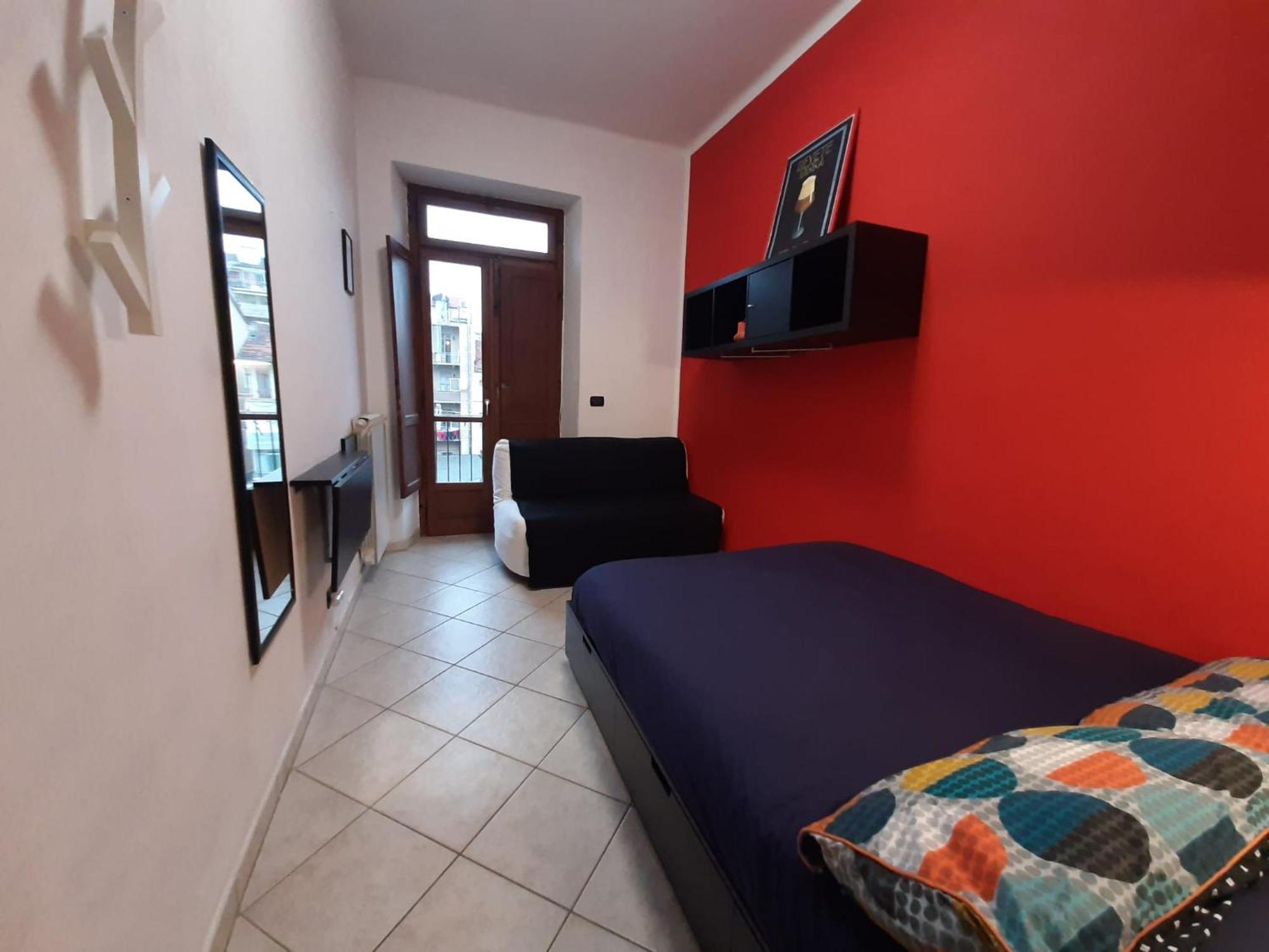 Cozy Room Stanza Close City Center In A Family House Stanza In Appartamento Condiviso Noi Viviamo In Casa Stanza In Affitto Turin Chambre photo