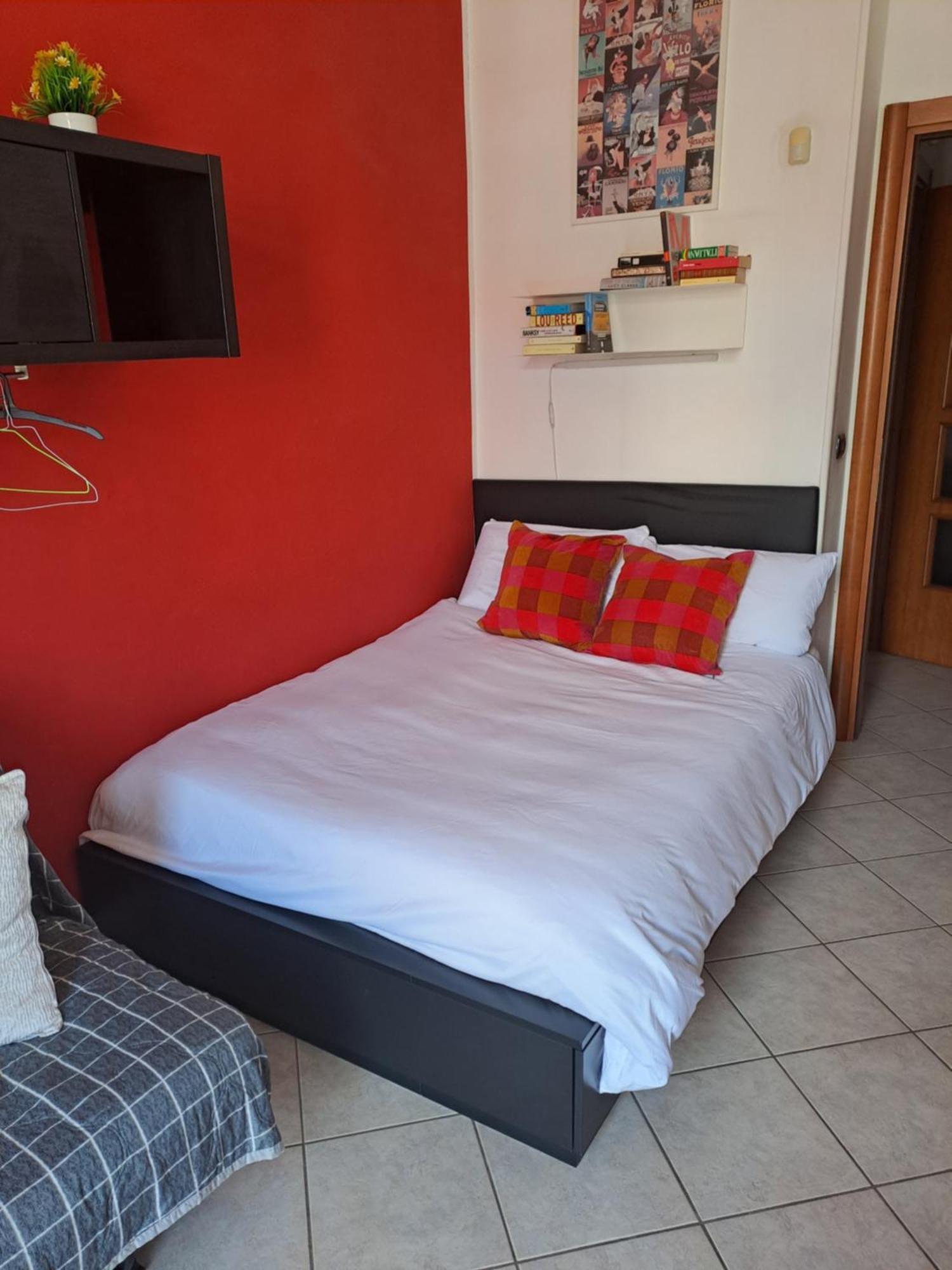 Cozy Room Stanza Close City Center In A Family House Stanza In Appartamento Condiviso Noi Viviamo In Casa Stanza In Affitto Turin Extérieur photo